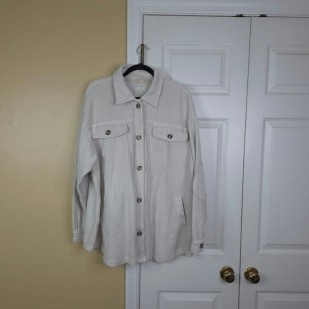 Stoosh Washed Fleece Long Sleeve Button Front Shacket in Cream Size L